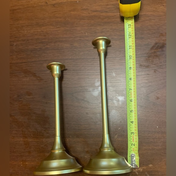 …Set of 2 gold metal Candle holders - Picture 6 of 14